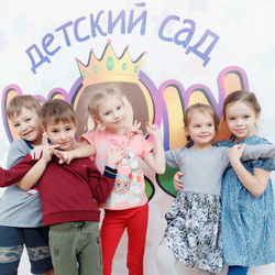 Совместные игры и задания развивают эмоциональный интеллект и учат дружить.